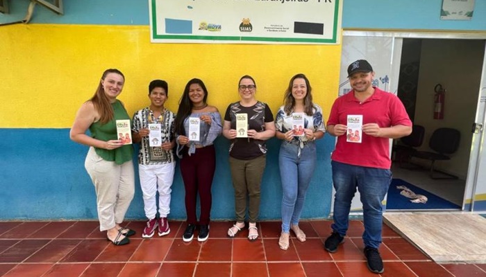 Nova Laranjeiras - CRAS elabora junto de acadêmica material do bolsa família em línguas indígenas